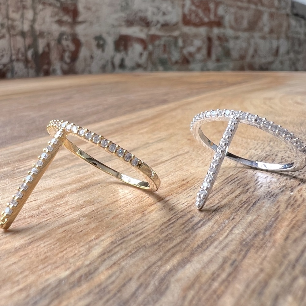 Minimalist Dainty T Ring
